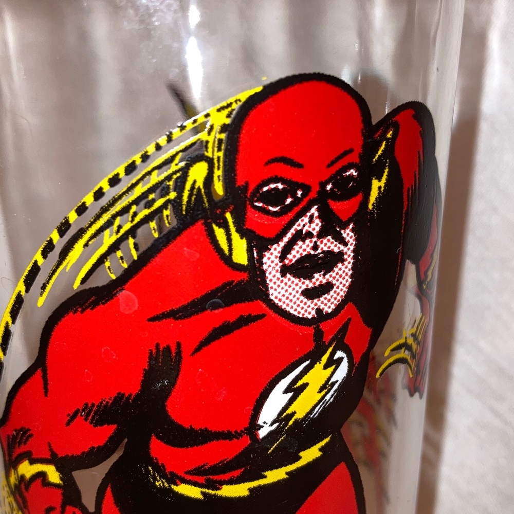 Flash 1971 Pepsi Superhero Glass Tumbler - Picture 4 of 4